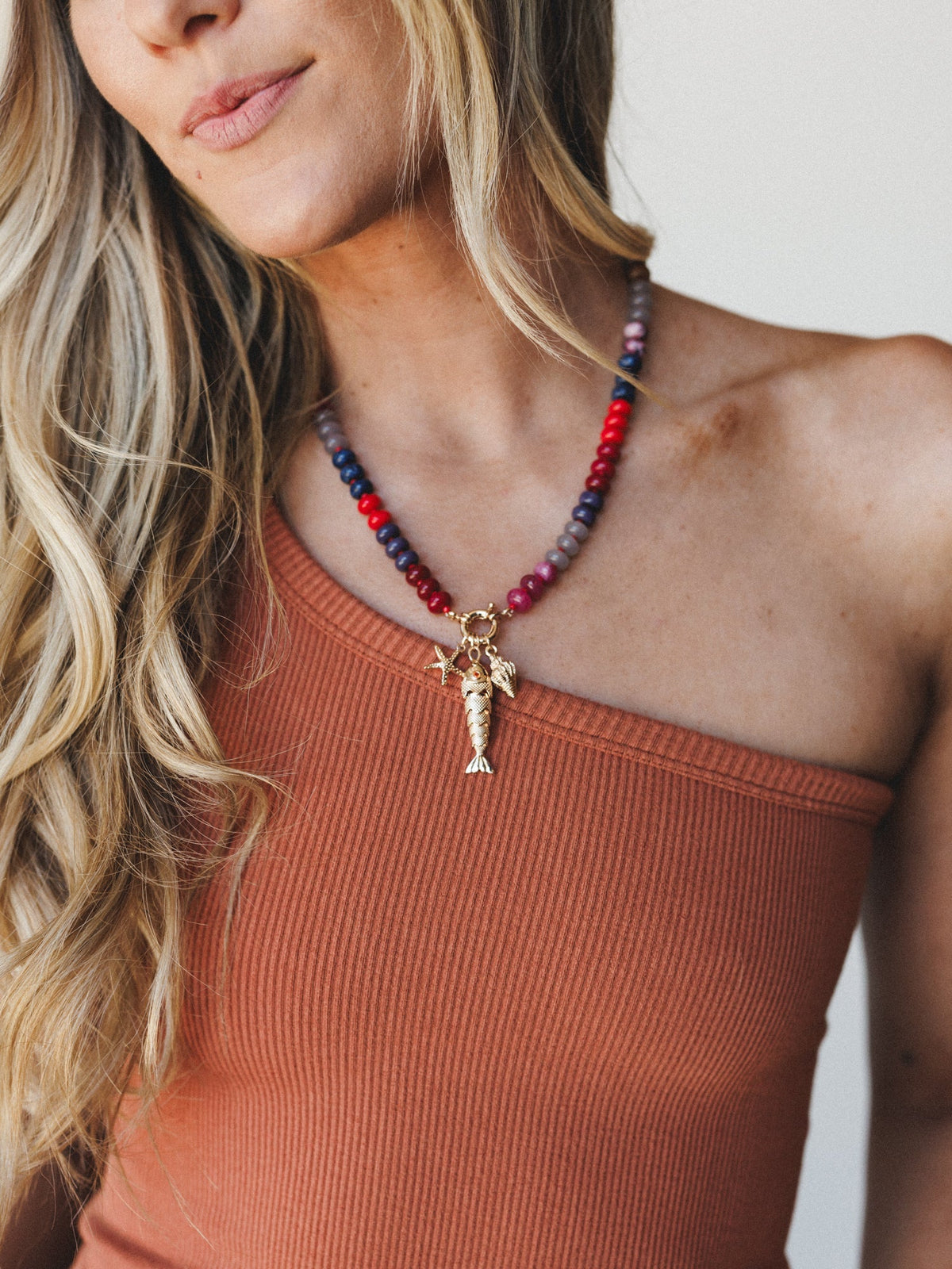 Ocean Trove Necklace - Red